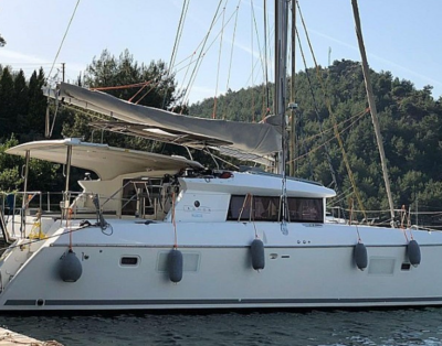 Marmaris 41ft Catamaran for Charter